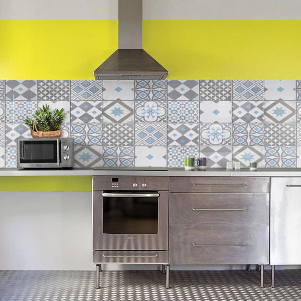 carreaux de ciments blanc et bleu gris