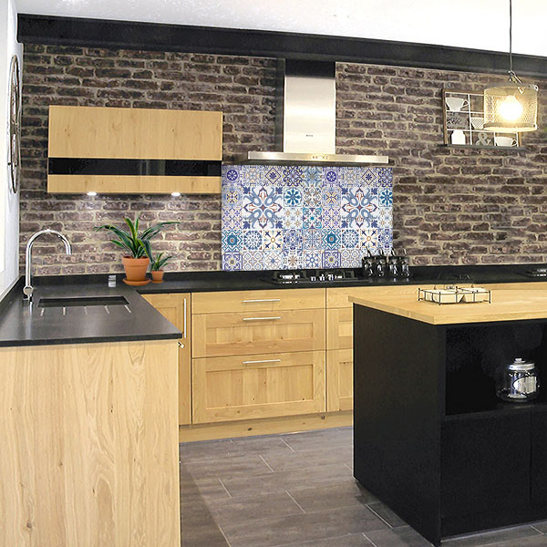 petit carreaux de ciments bleu et violet