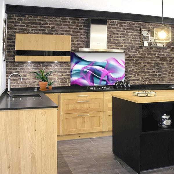 crédence abstrait fond de hotte encre rose & bleu