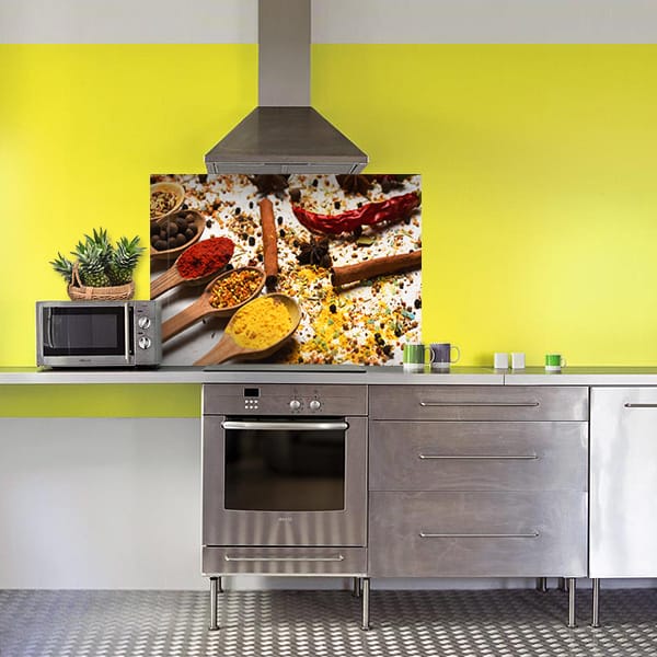crédence aliment fond de hotte épices