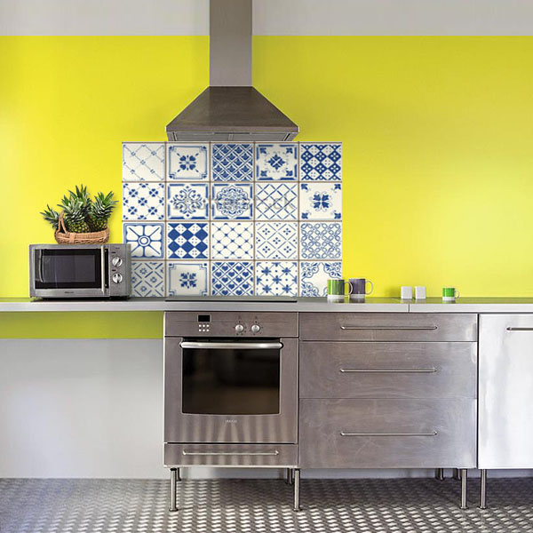 carreaux de ciments bleu marine et blanc