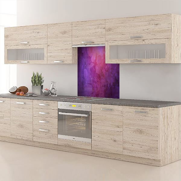 crédence peinture violette hotte