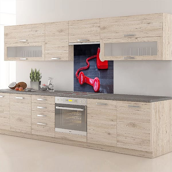 crédence téléphone rouge fond hotte